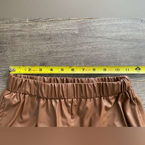 PrettyLittleThing extra high waist faux leather brown/tan joggers size 2 - Picture 5 of 7